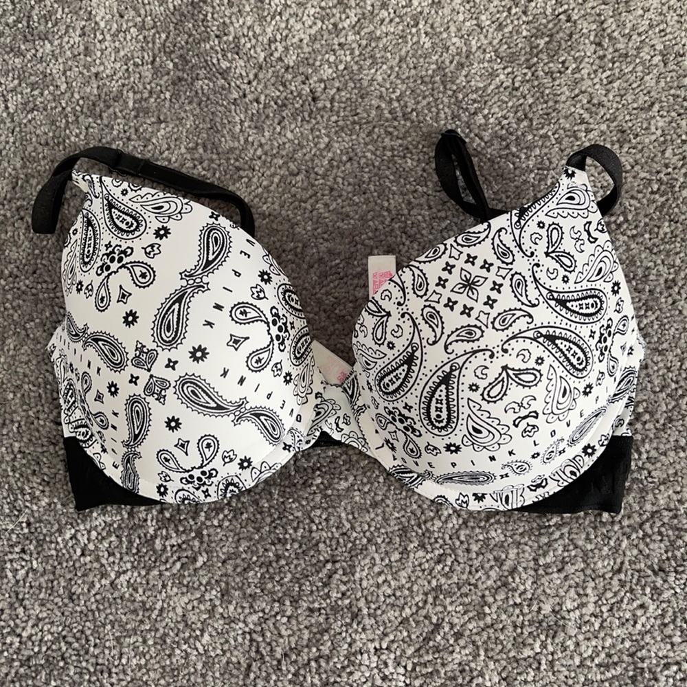 Victoria’s Secret Pink Push-Up Bra